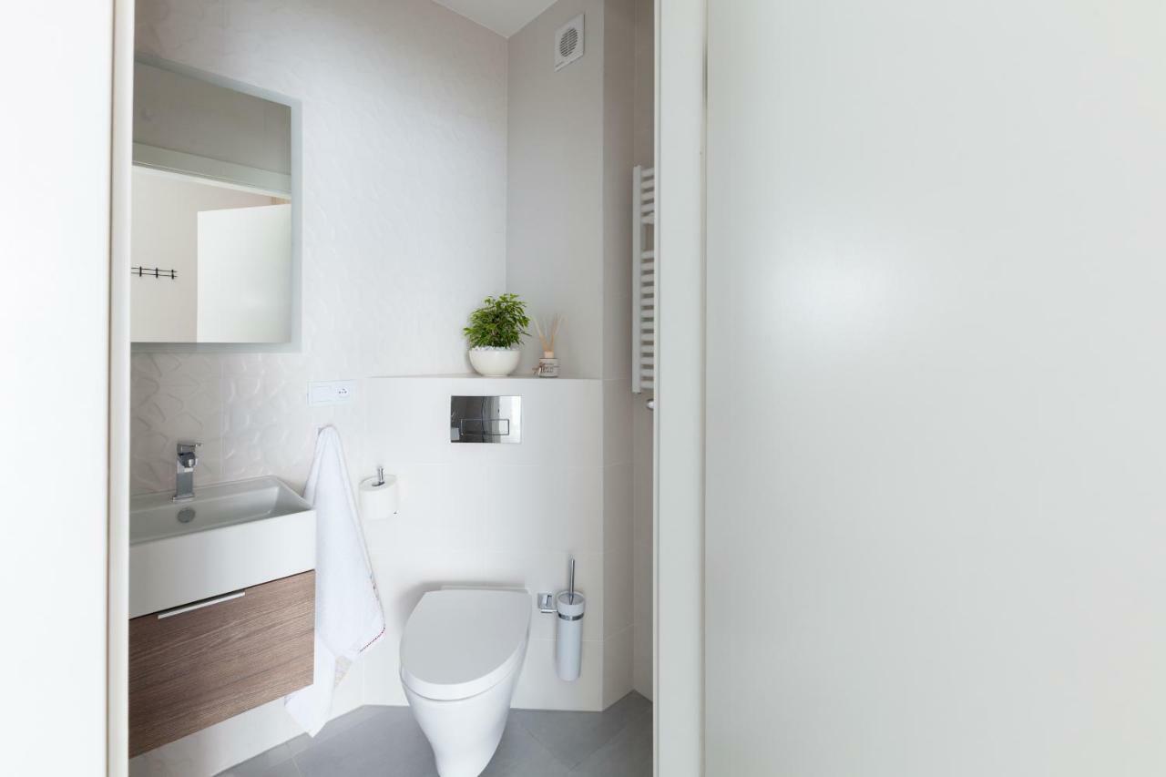Raval Apartments - Soft Black Rewal Εξωτερικό φωτογραφία