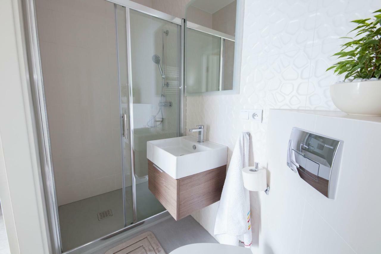 Raval Apartments - Soft Black Rewal Εξωτερικό φωτογραφία